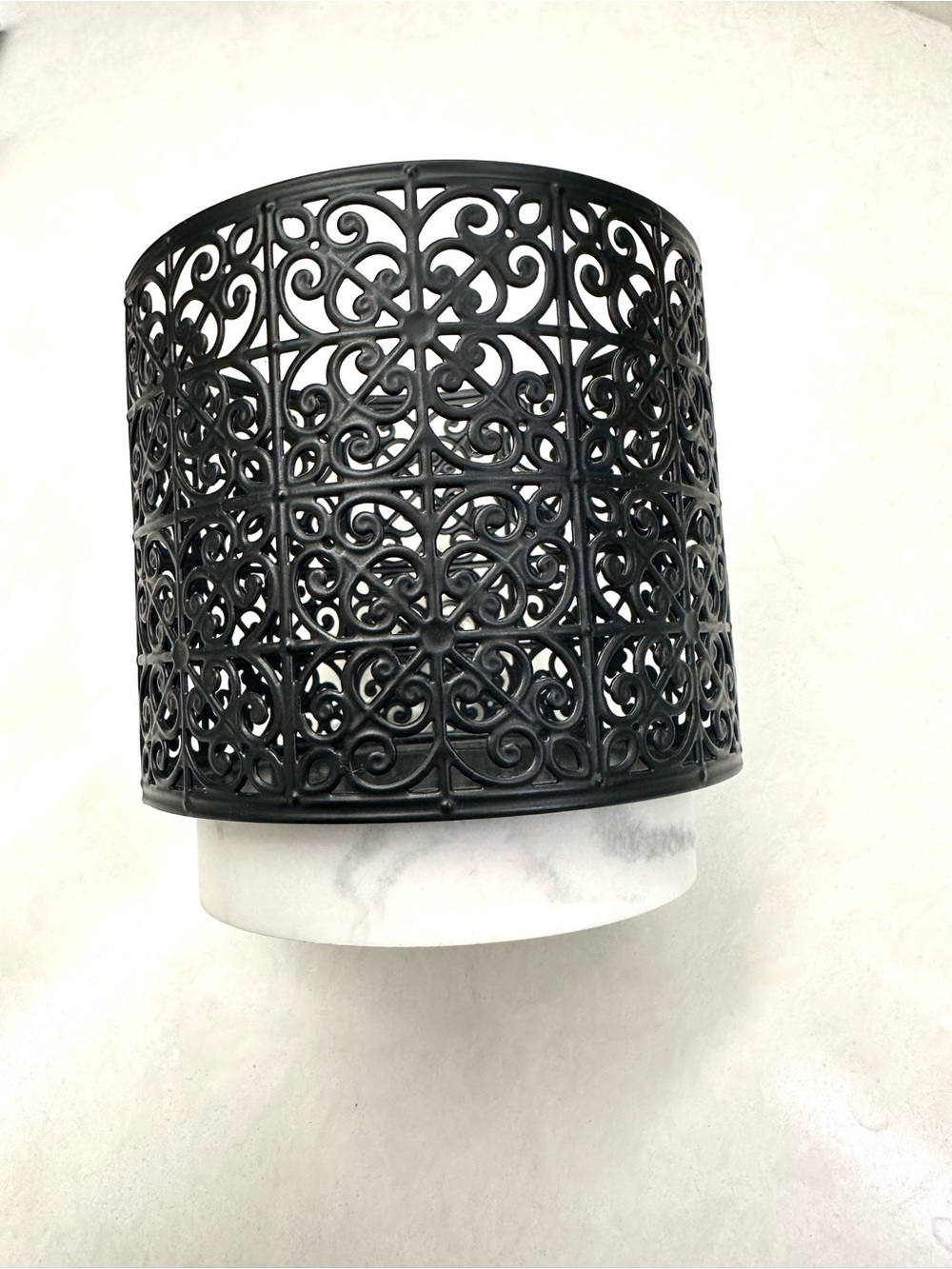 3 wick candle holder